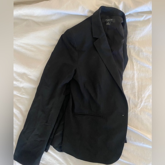 Ann Taylor black blazer. Size 4P. - Picture 1 of 4